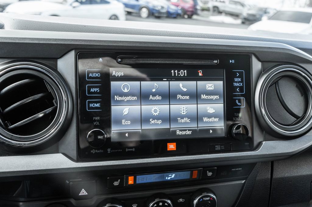 Used 2018 Toyota Tacoma TRD Off-Road image 9