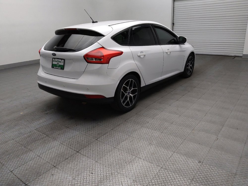 Used 2017 Ford Focus SEL FWD image 9