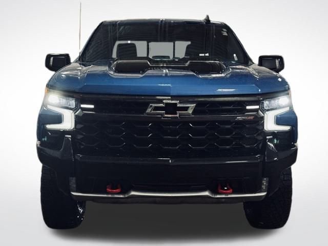 Used 2023 Chevrolet Silverado 1500 ZR2 w/ Technology Package image 3