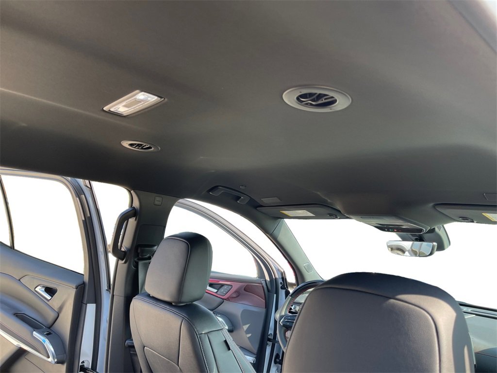 New 2026 Chevrolet Traverse RS w/ LPO, Floor Liner Package image 20