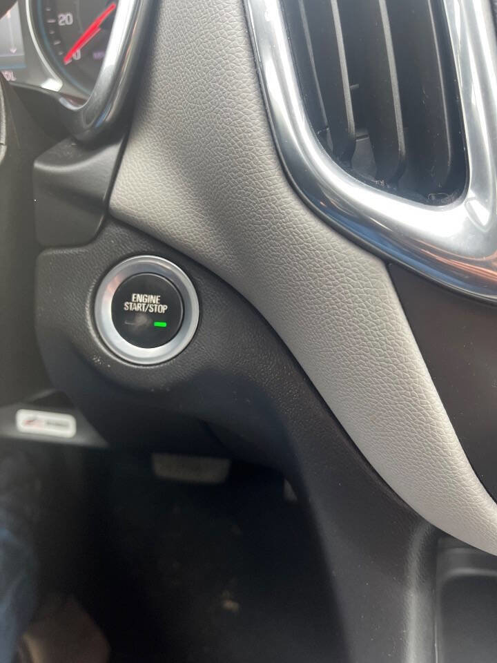 Used 2019 Chevrolet Equinox LT image 20