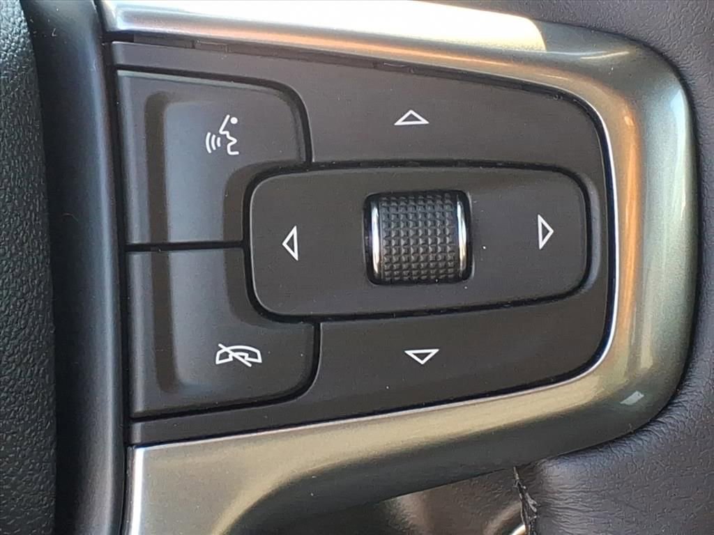 Used 2020 Chevrolet Silverado 2500 LT w/ Convenience Package image 10