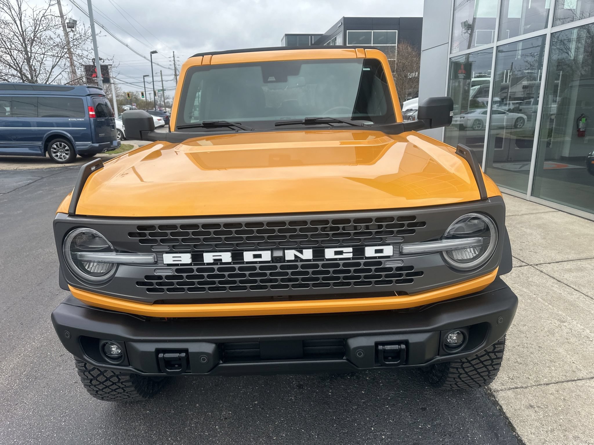 Used 2022 Ford Bronco Badlands w/ Sasquatch Package AWD/4WD image 8