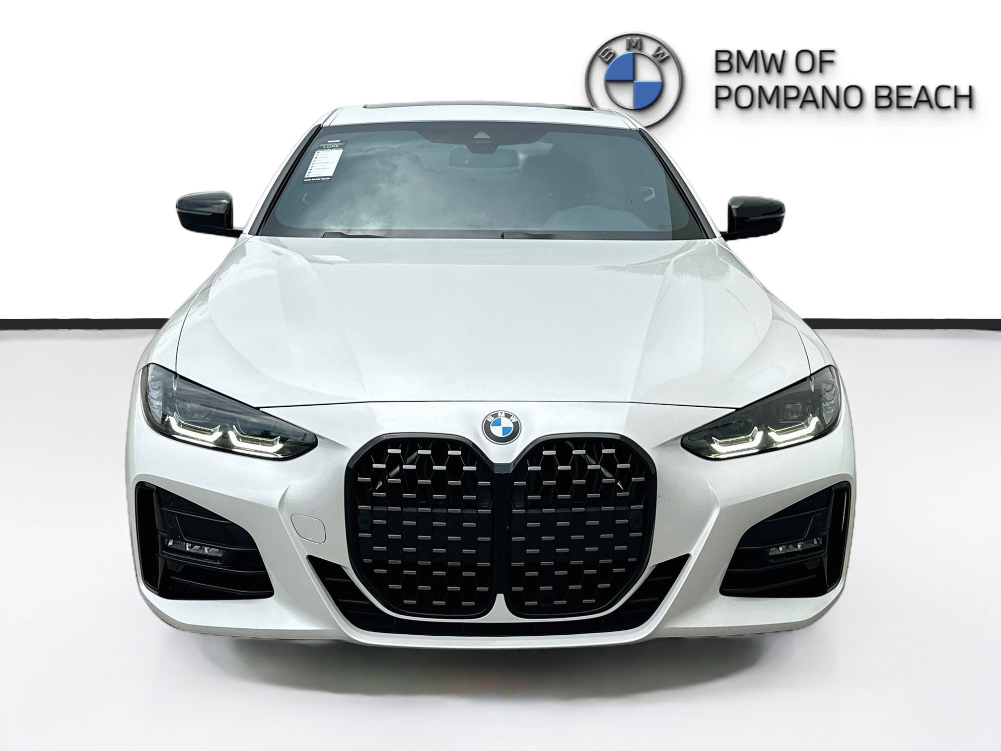 Used 2023 BMW 430i Coupe w/ M Sport Package RWD image 2