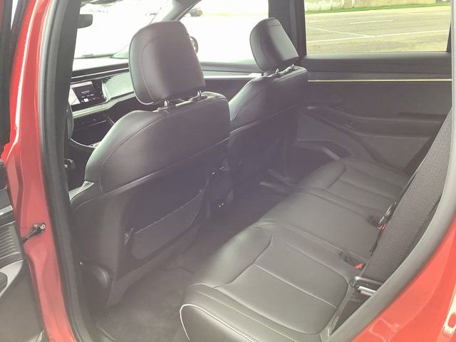 Used 2025 Jeep Wagoneer S Limited image 24