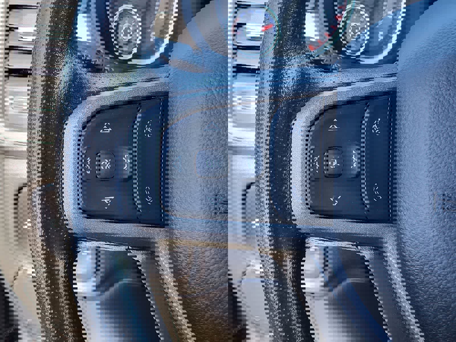 Used 2024 RAM 2500 Tradesman w/ Chrome Appearance Group image 17