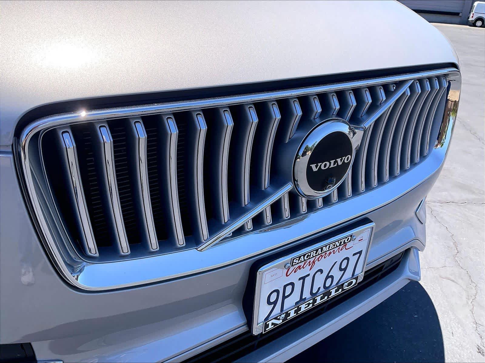 Used 2024 Volvo XC90 T8 Plus w/ Protection Package Premier AWD/4WD image 34