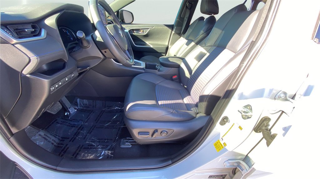 Used 2023 Toyota RAV4 XSE w/ XSE Grade Weather Package image 29
