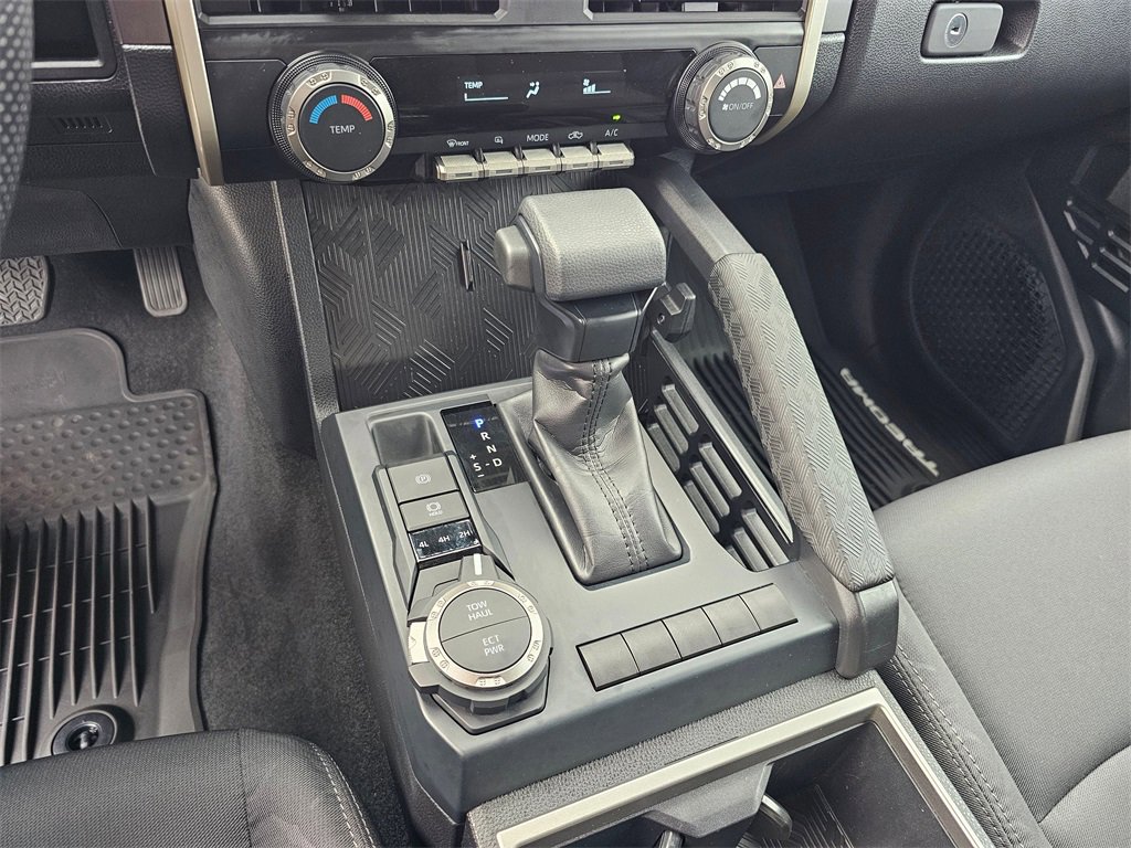 Used 2025 Toyota Tacoma SR5 image 29