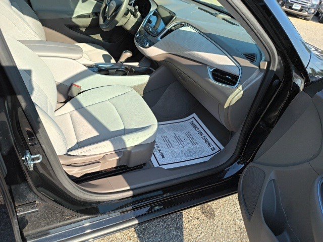 Used 2020 Chevrolet Malibu LT image 18