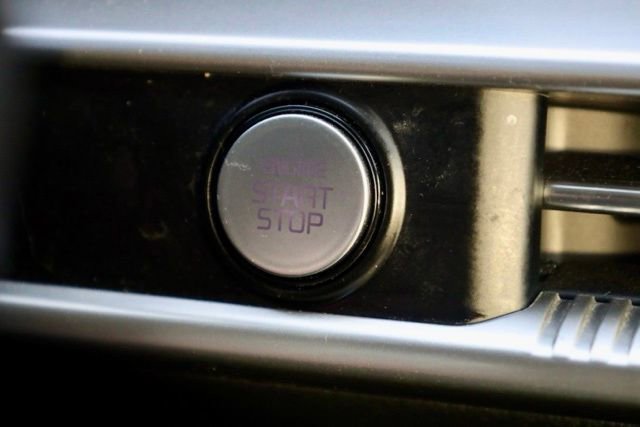 Used 2023 Kia K5 GT-Line image 13