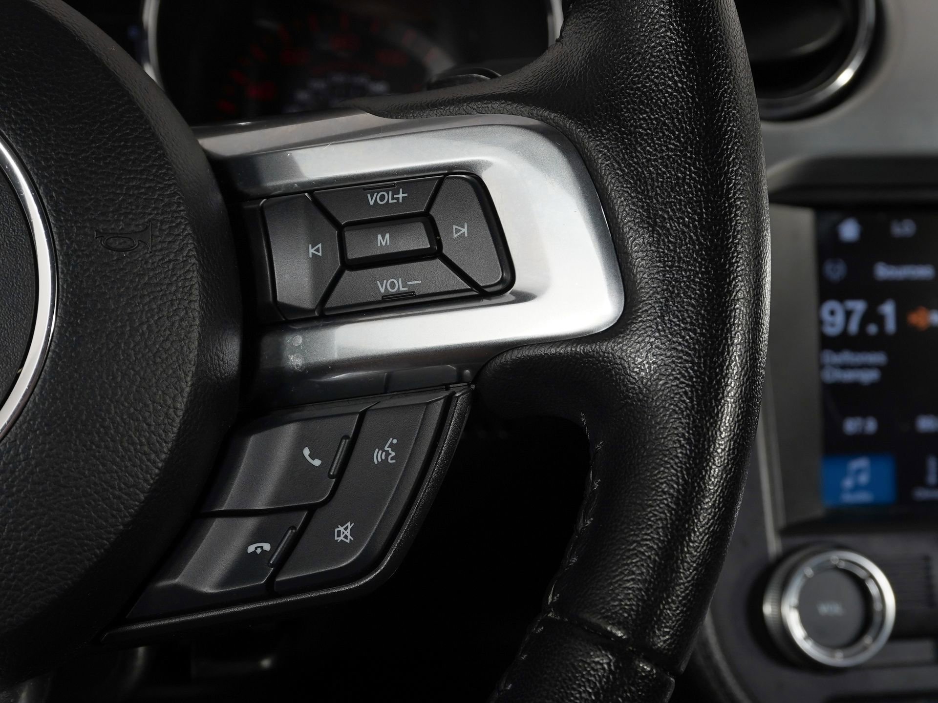 Used 2016 Ford Mustang Premium w/ Equipment Group 201A image 19