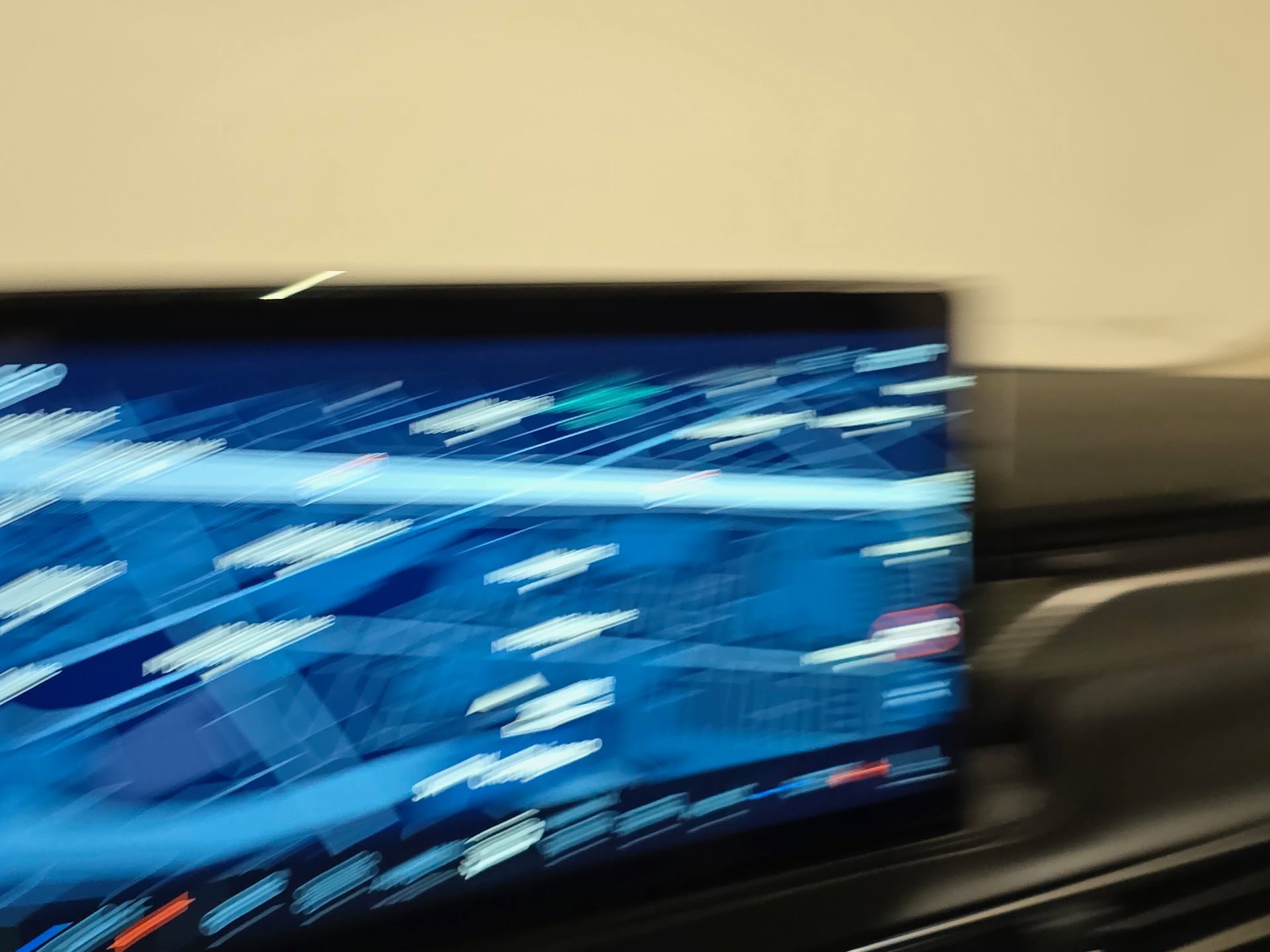 New 2025 Lincoln Corsair Reserve w/ Equipment Group 202A image 24