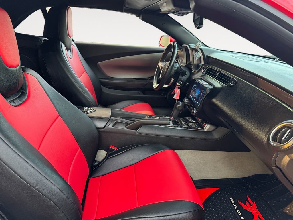 Used 2011 Chevrolet Camaro SS w/ RS Package image 15
