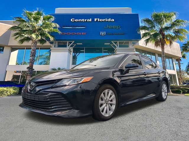 Used 2019 Toyota Camry LE FWD image 9