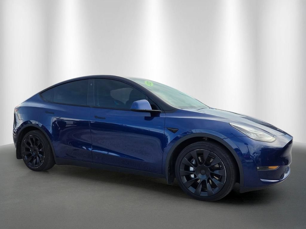 Used 2021 Tesla Model Y Long Range AWD/4WD image 2