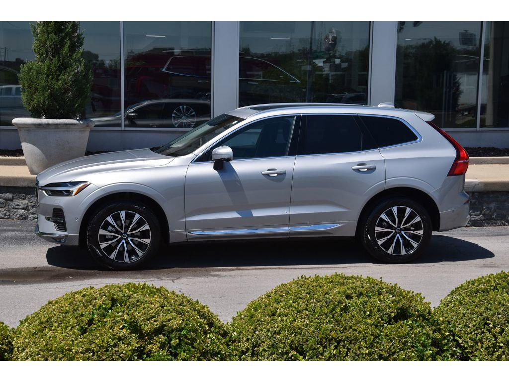 Certified 2023 Volvo XC60 B5 Plus w/ Climate Package AWD/4WD image 7