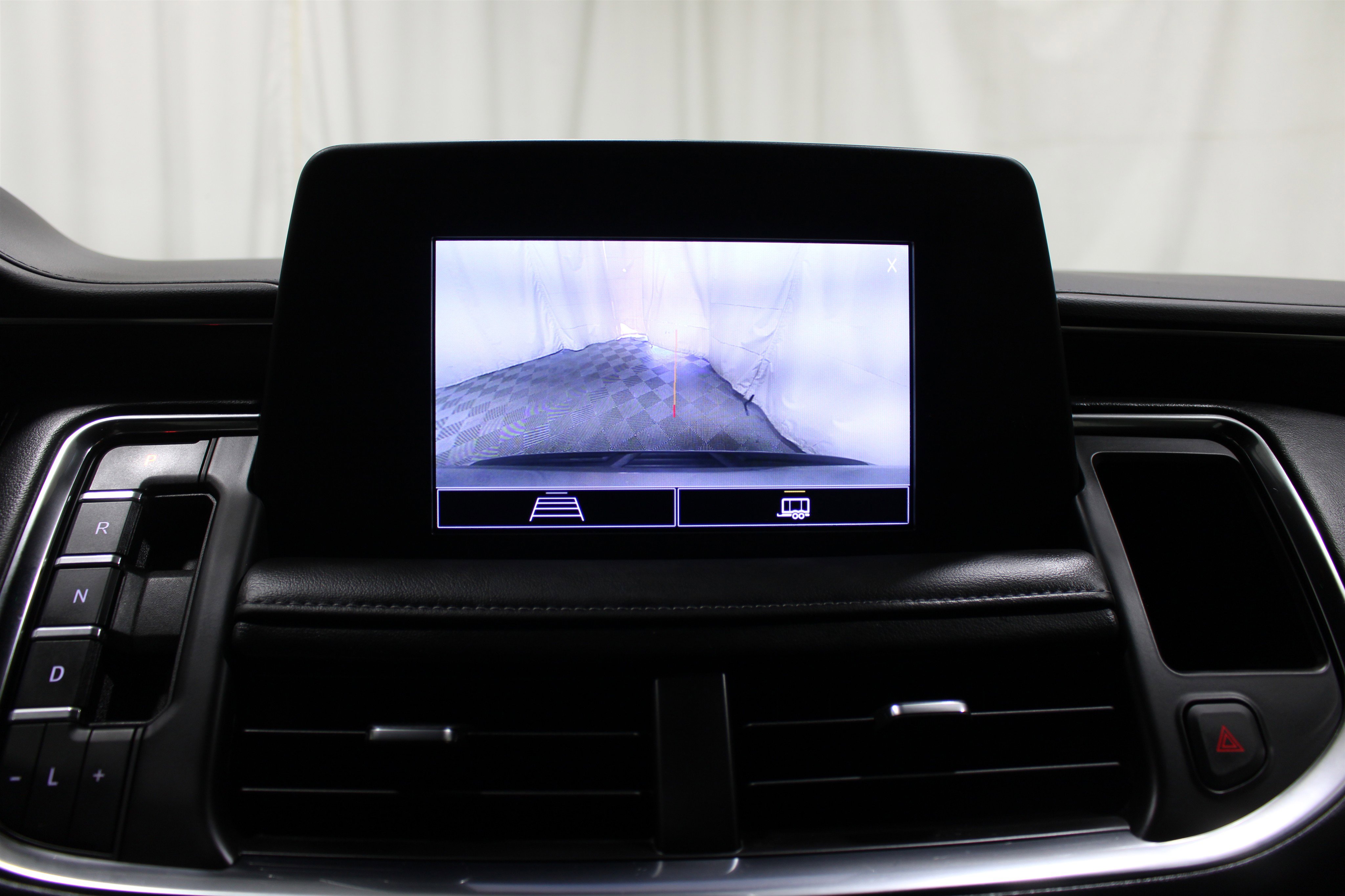 Used 2023 Chevrolet Suburban LS image 15