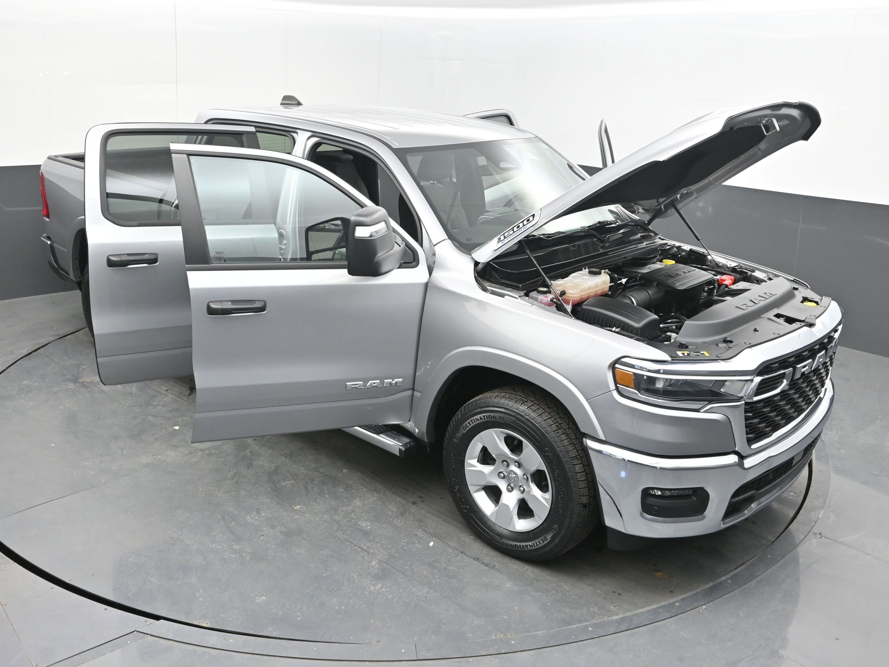 Used 2025 RAM 1500 Big Horn image 40