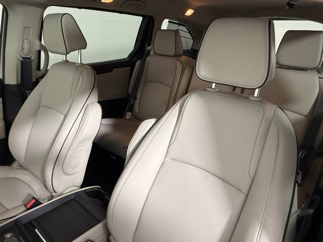 Used 2026 Honda Odyssey Touring image 31