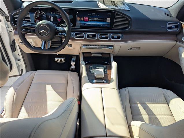 New 2026 Mercedes-Benz GLS 580 4MATIC image 14