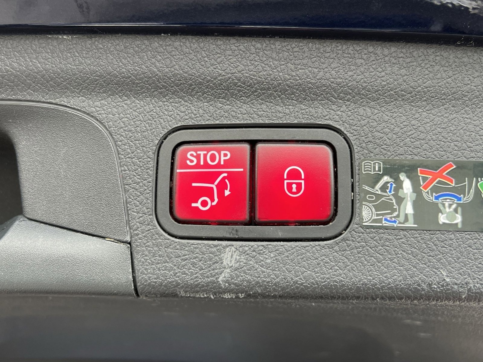 Certified 2022 Mercedes-Benz GLE 350 4MATIC image 25