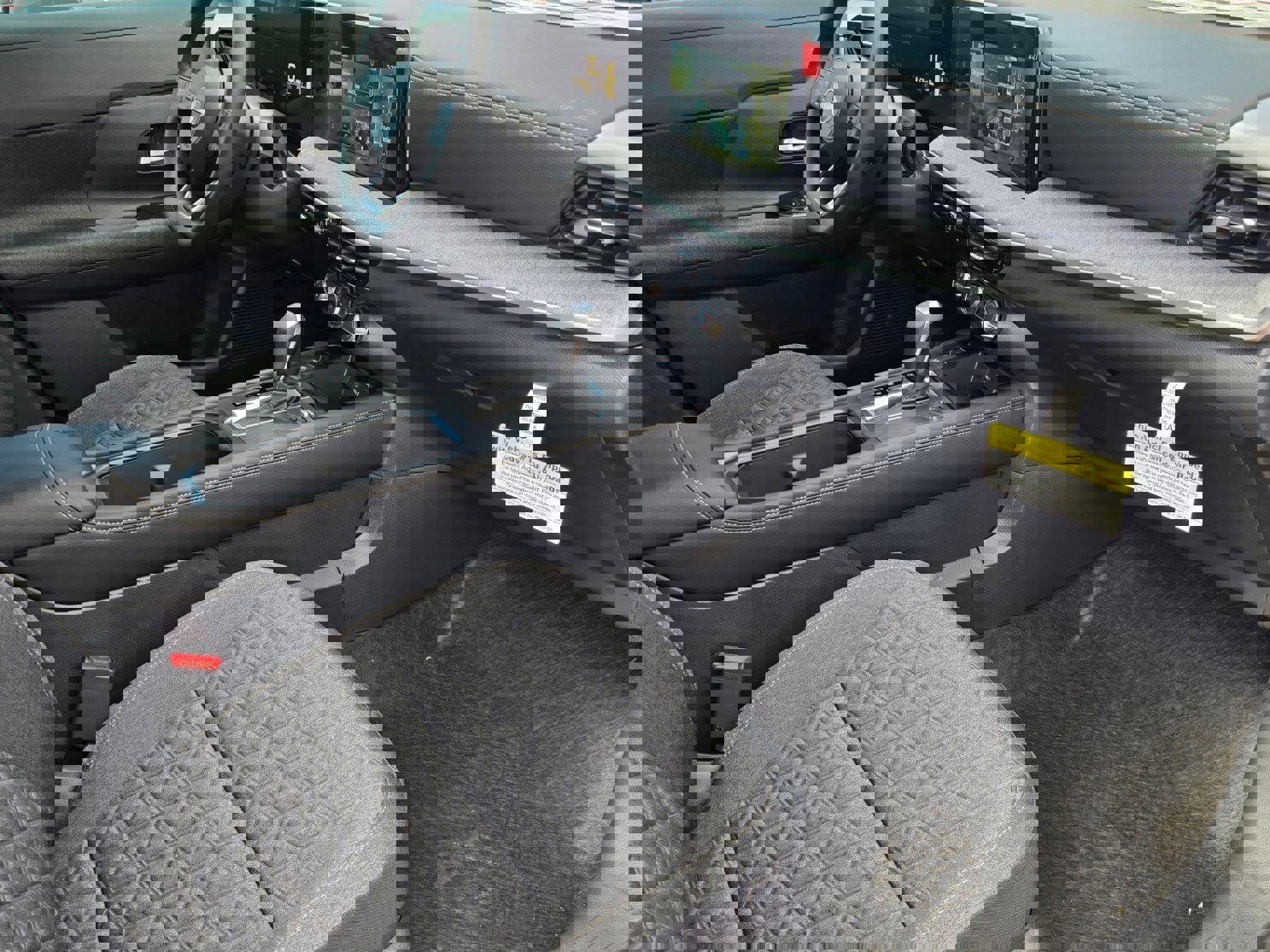 New 2025 Nissan Kicks SV w/ SV Premium Package image 15