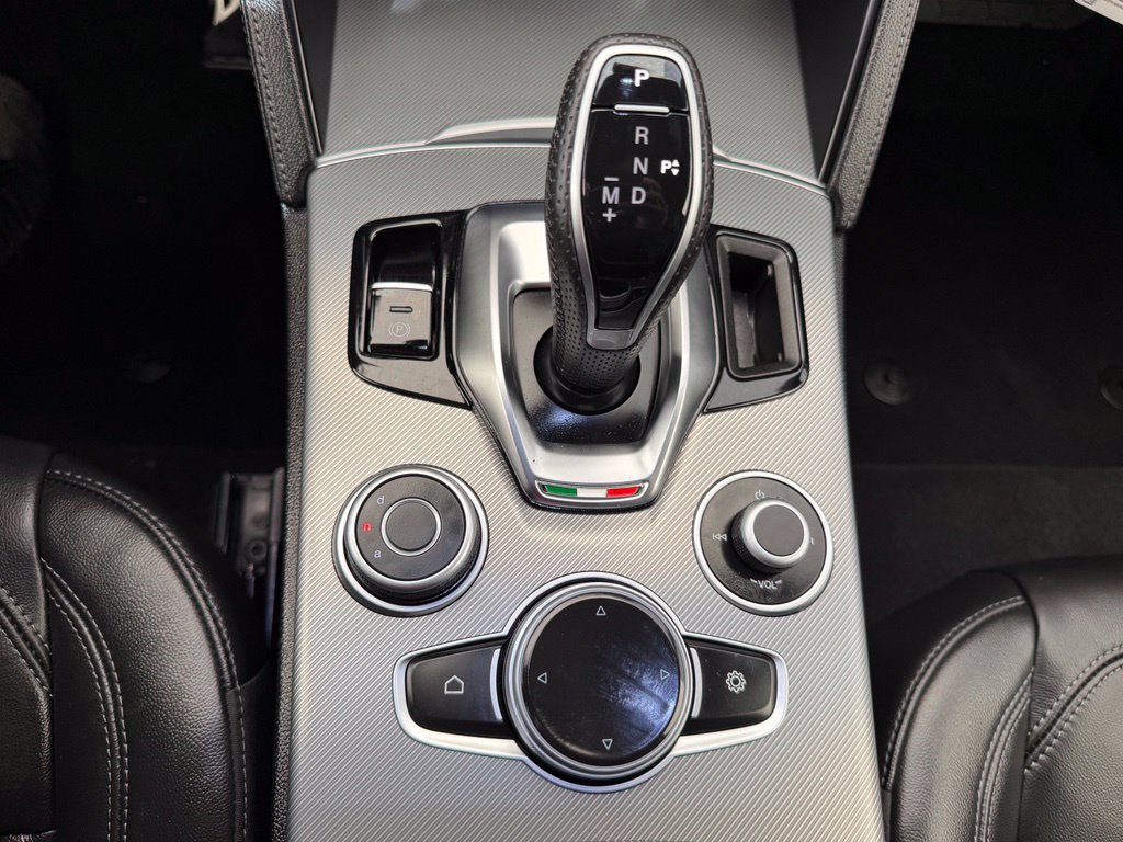 New 2026 Alfa Romeo Stelvio Sprint w/ Convenience Package AWD/4WD image 42