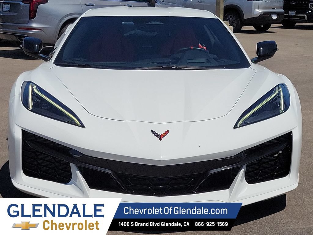 Used 2025 Chevrolet Corvette Z06 RWD image 16