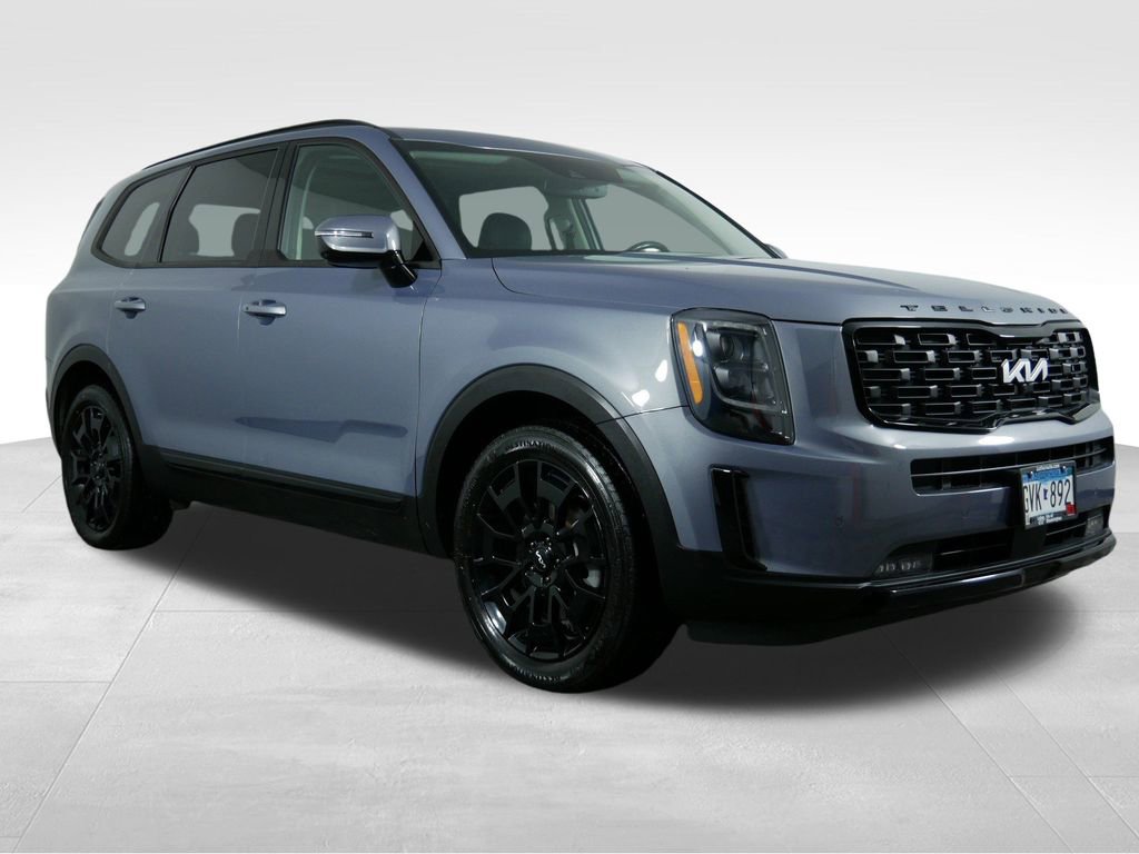 Used 2022 Kia Telluride SX w/ Nightfall Edition Package image 2