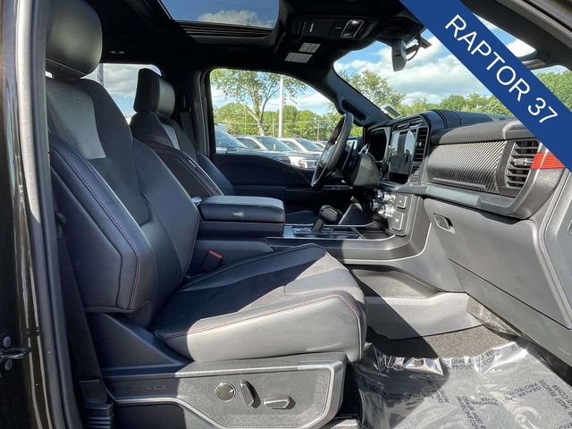 Used 2025 Ford F150 Raptor AWD/4WD image 32