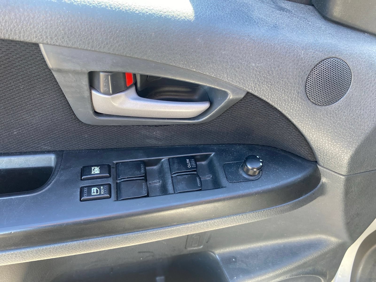 Used 2011 Suzuki SX4 Sport SE FWD image 10