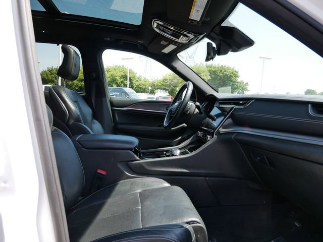 Used 2022 Jeep Grand Cherokee L Overland w/ Luxury Tech Group IV AWD/4WD image 15