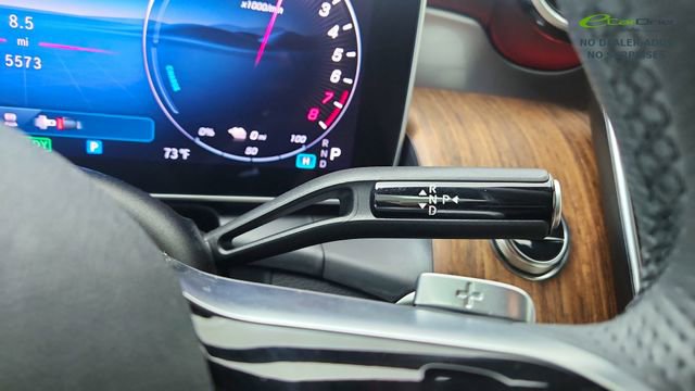 Used 2025 Mercedes-Benz GLC 350e 4MATIC w/ AMG Line image 45