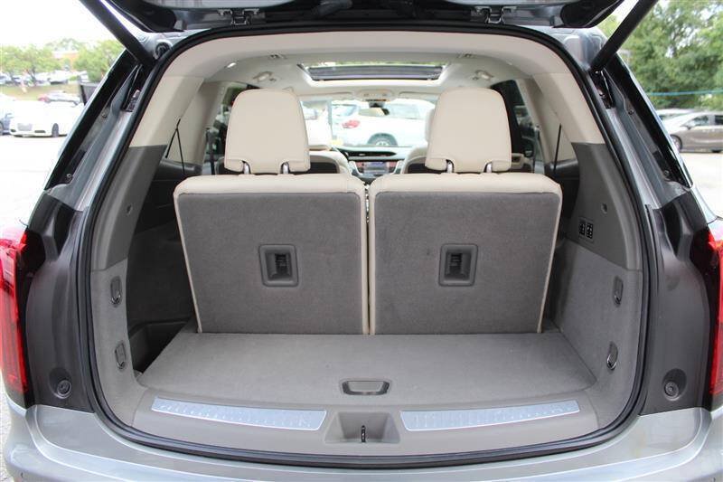 Used 2023 Cadillac XT6 Premium Luxury AWD/4WD image 28