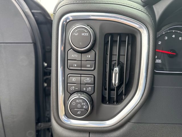 Used 2021 Chevrolet Silverado 1500 LT Trail Boss w/ LT Trail Boss Premium Package image 20