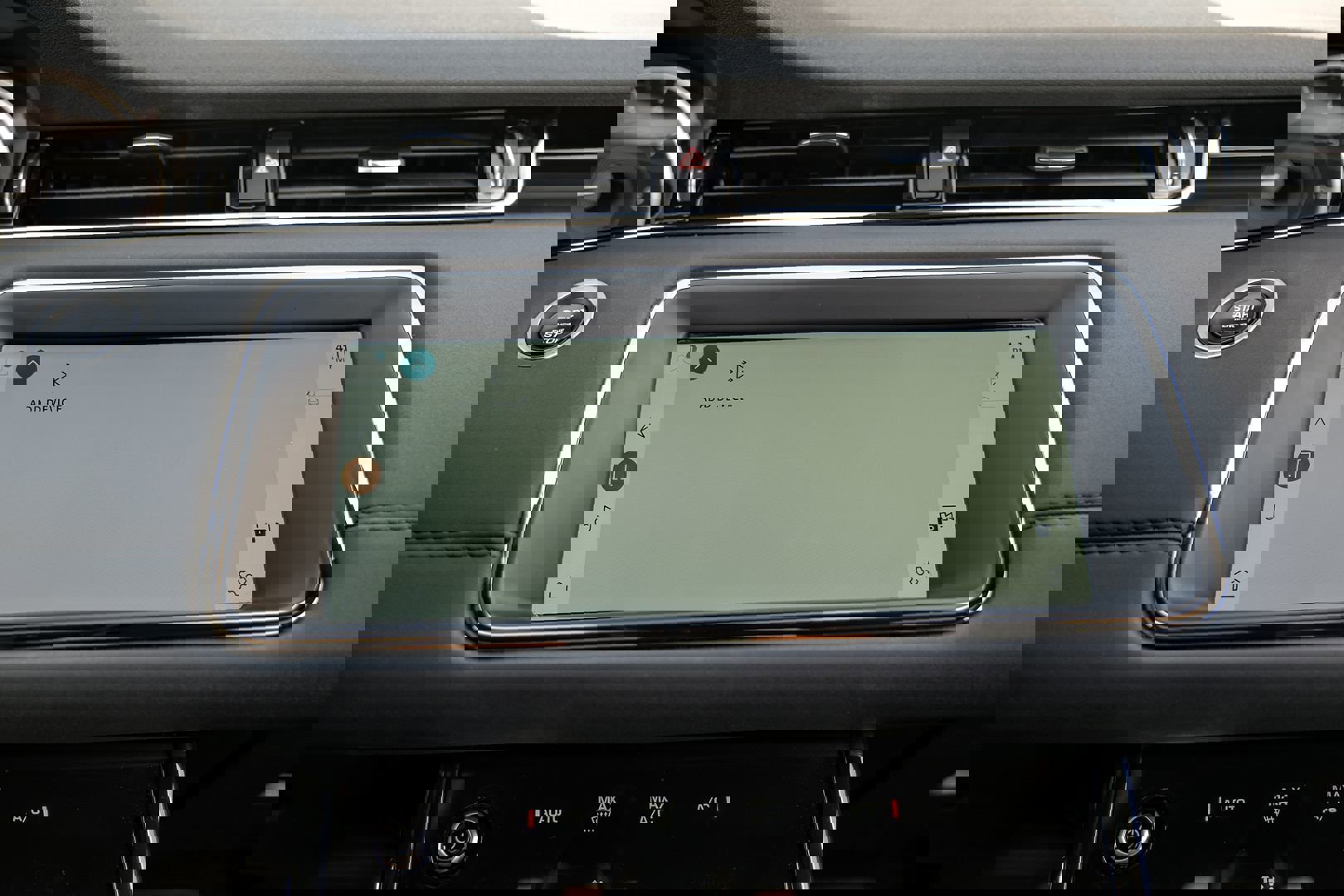 Used 2021 Land Rover Range Rover Evoque R-Dynamic S image 25