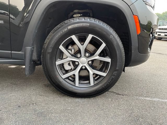 Used 2024 Jeep Grand Cherokee Limited AWD/4WD image 36