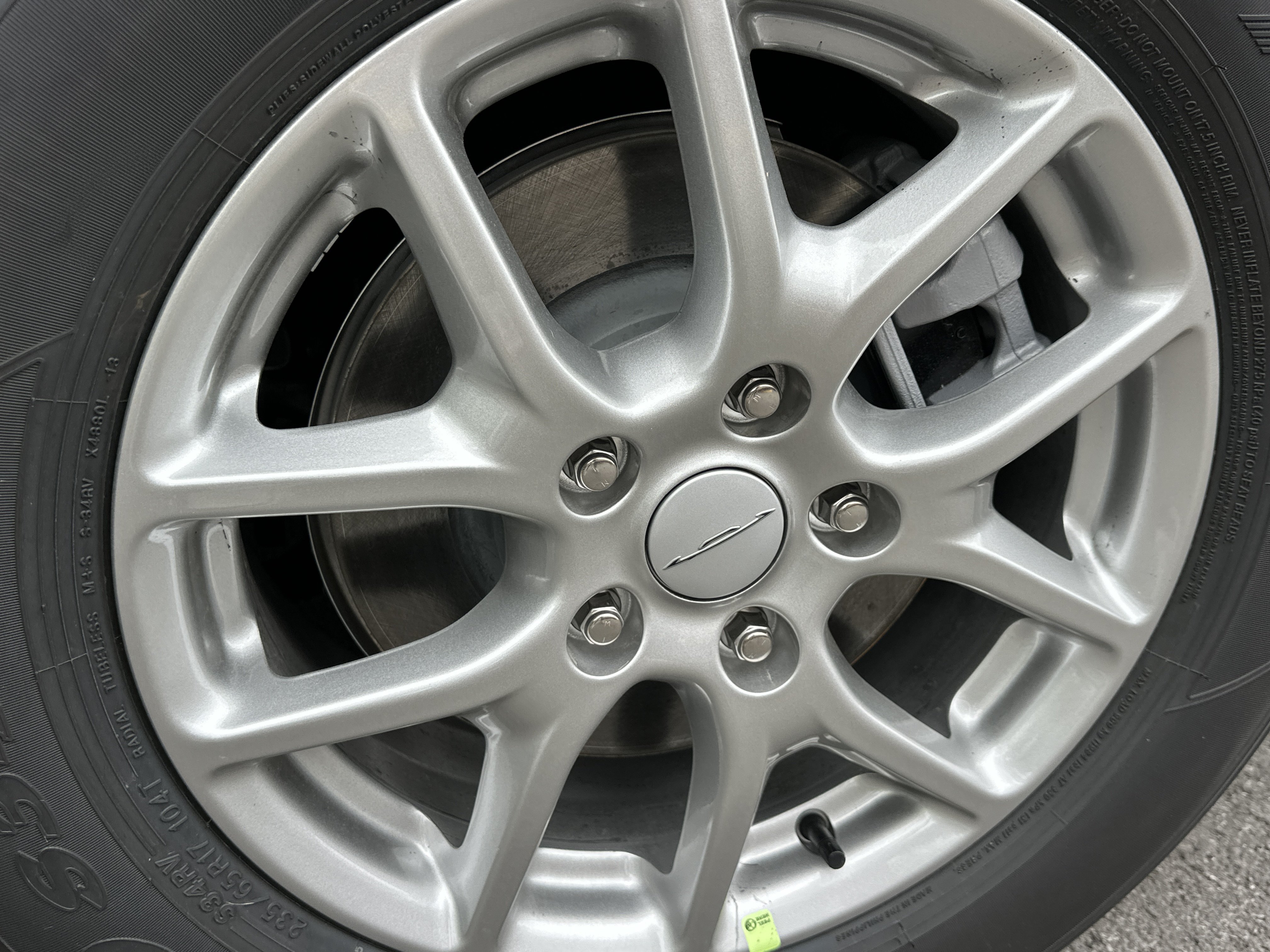 New 2027 Chrysler Pacifica Select FWD image 34