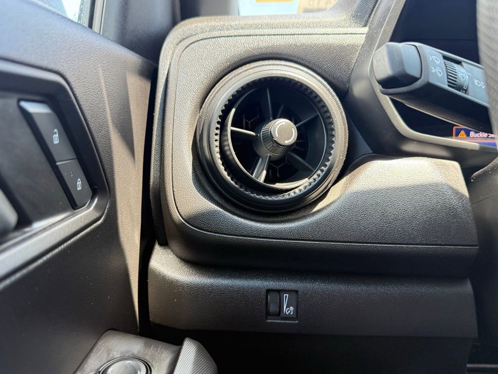 Used 2024 Chevrolet Colorado W/T RWD image 12