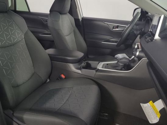 Used 2025 Toyota RAV4 XLE image 15