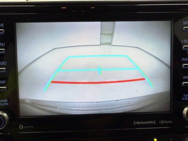 Used 2021 Toyota Highlander LE image 15