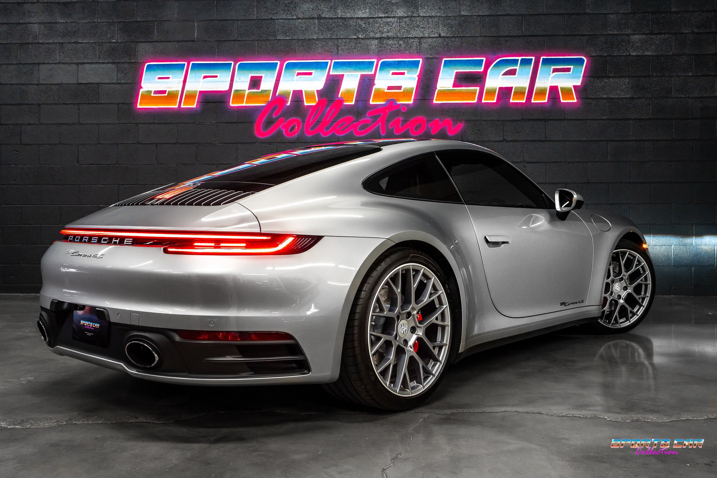 Used 2020 Porsche 911 Carrera 4S w/ Premium Package AWD/4WD image 24