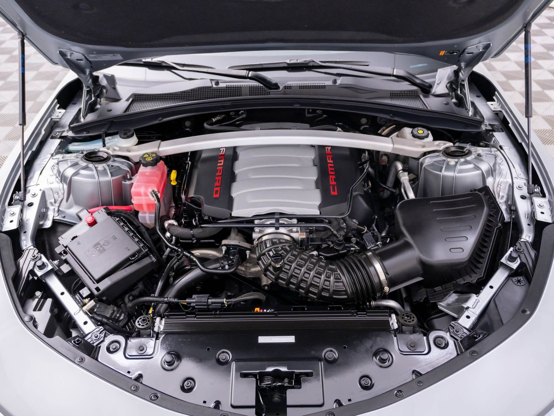 Used 2023 Chevrolet Camaro SS RWD image 31