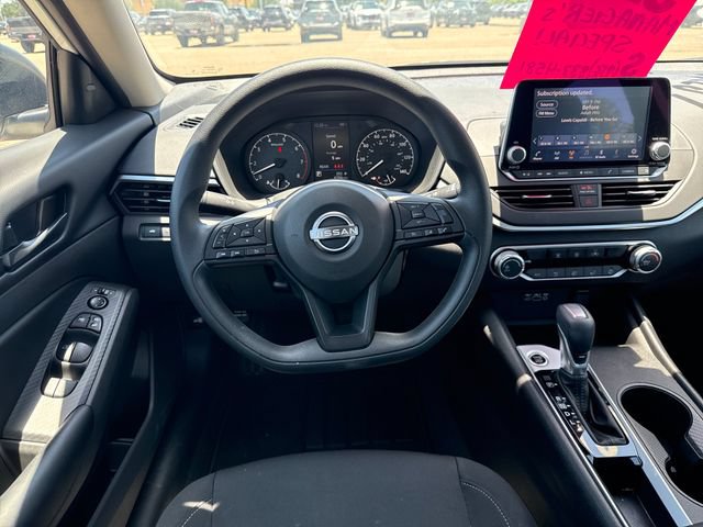 Certified 2025 Nissan Altima 2.5 S FWD image 15