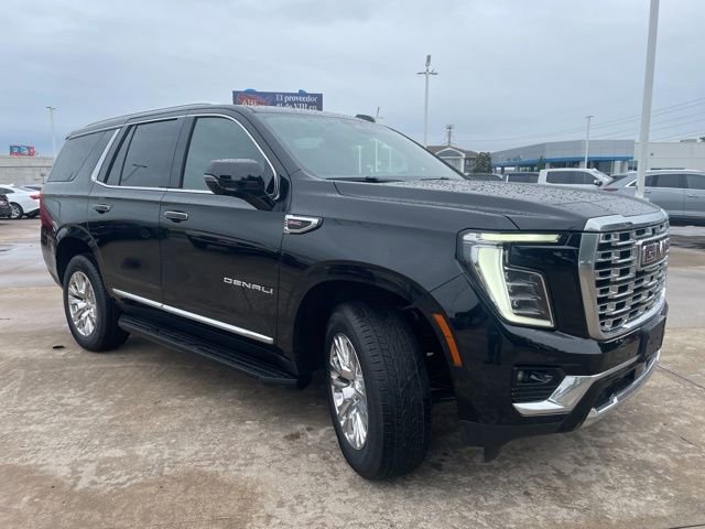 Used 2025 GMC Yukon Denali AWD/4WD image 3