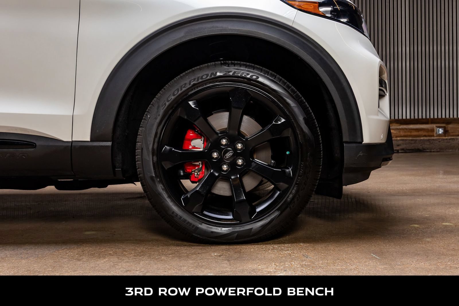 Used 2024 Ford Explorer ST w/ Equipment Group 401A AWD/4WD image 11