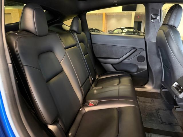 Used 2022 Tesla Model Y Performance image 22