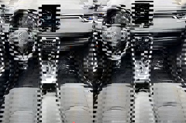 Certified 2025 Toyota RAV4 LE image 17