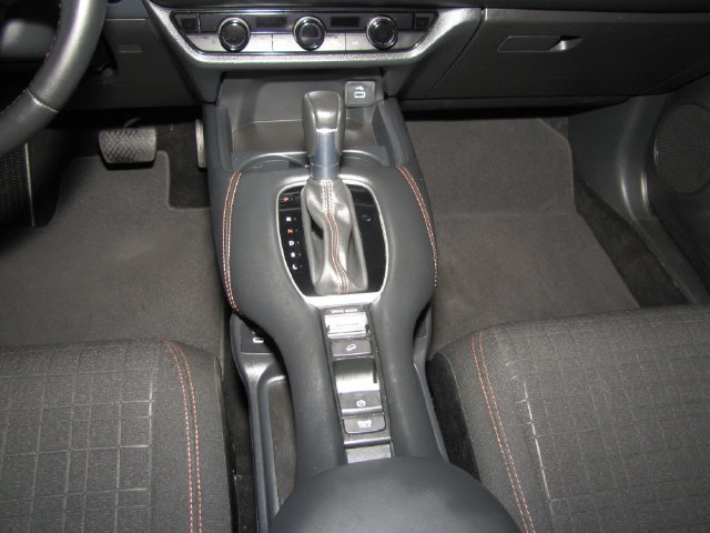 Certified 2025 Honda HR-V Sport image 37